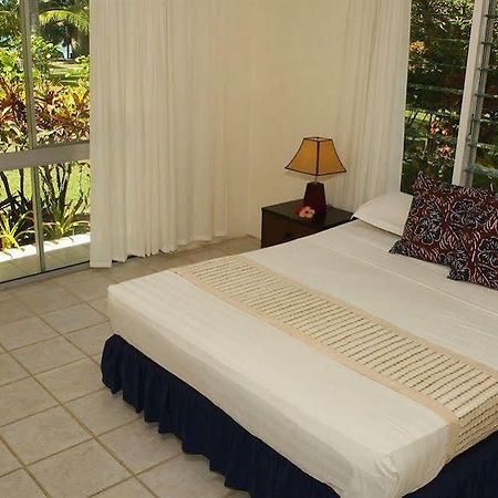 Naigani Island Resort Room photo